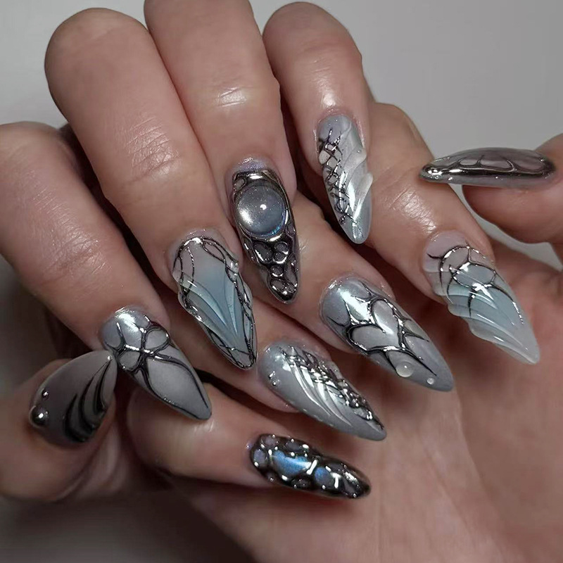 Nail Art Press On - 24 Stück tragbare Nägel-Sets zum Aufdrücken,