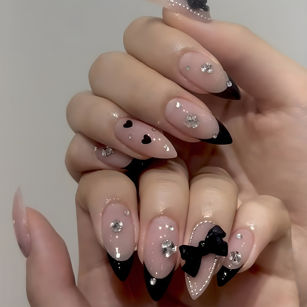 24 Stück tragbare Nägel-Sets z – Nail Art Press On Bewertung und Preis